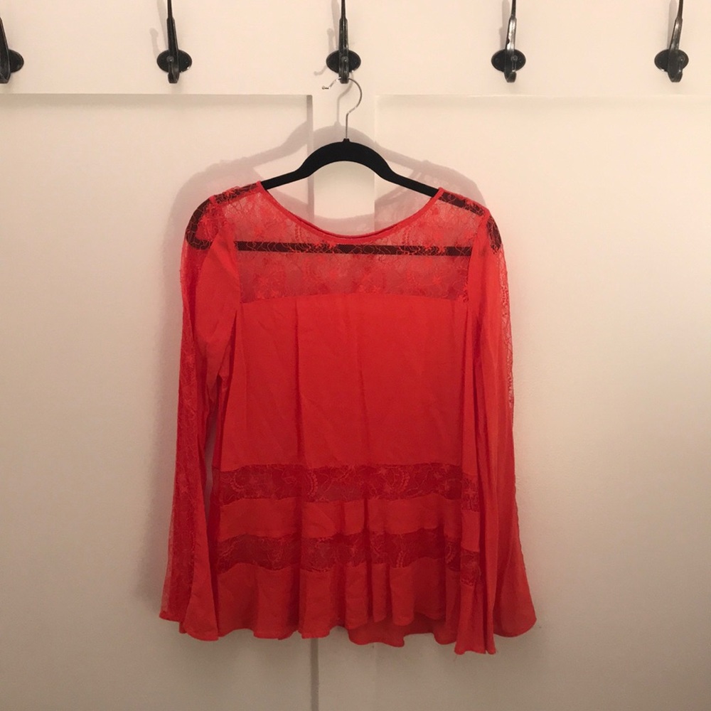 Long sleeve lace top